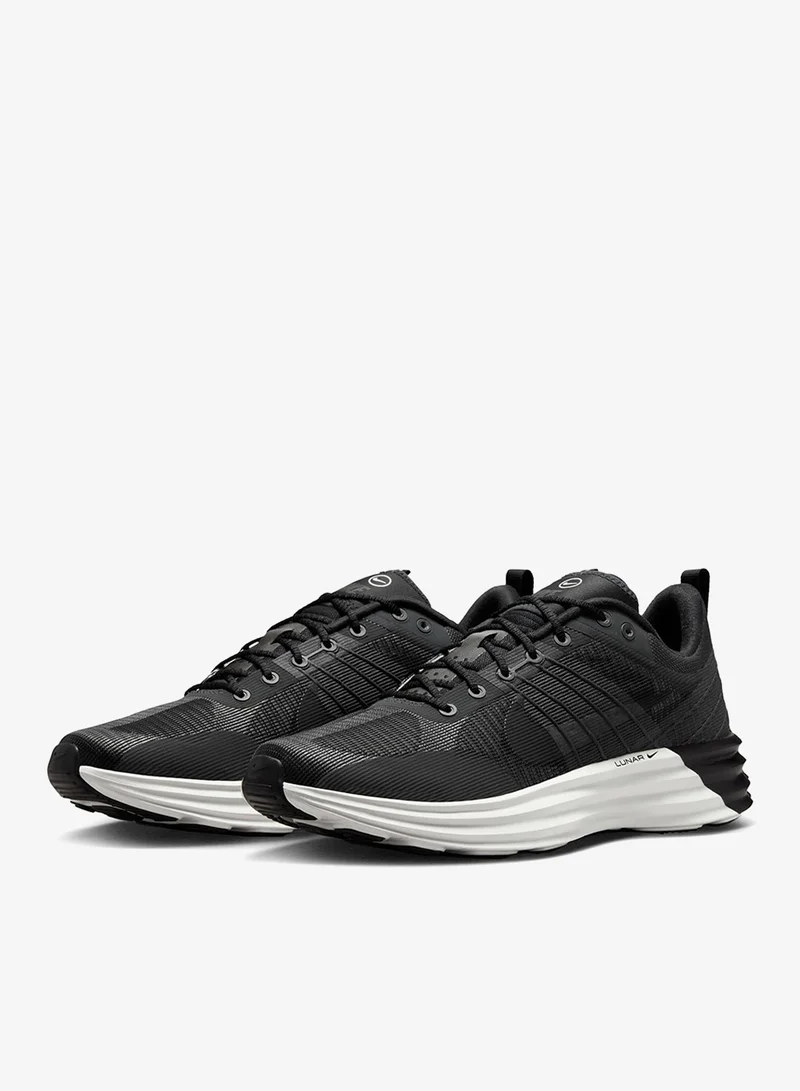Nike Lunar Roam